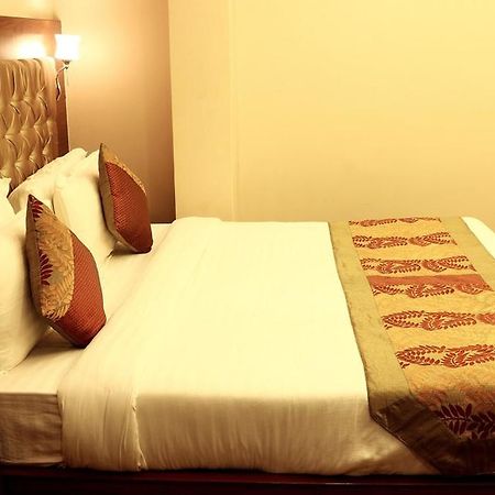 Oyo 1522 Npg Hotel Колката Екстер'єр фото